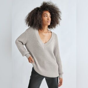 Aritzia Babaton Roger Sweater ; Size XSmall